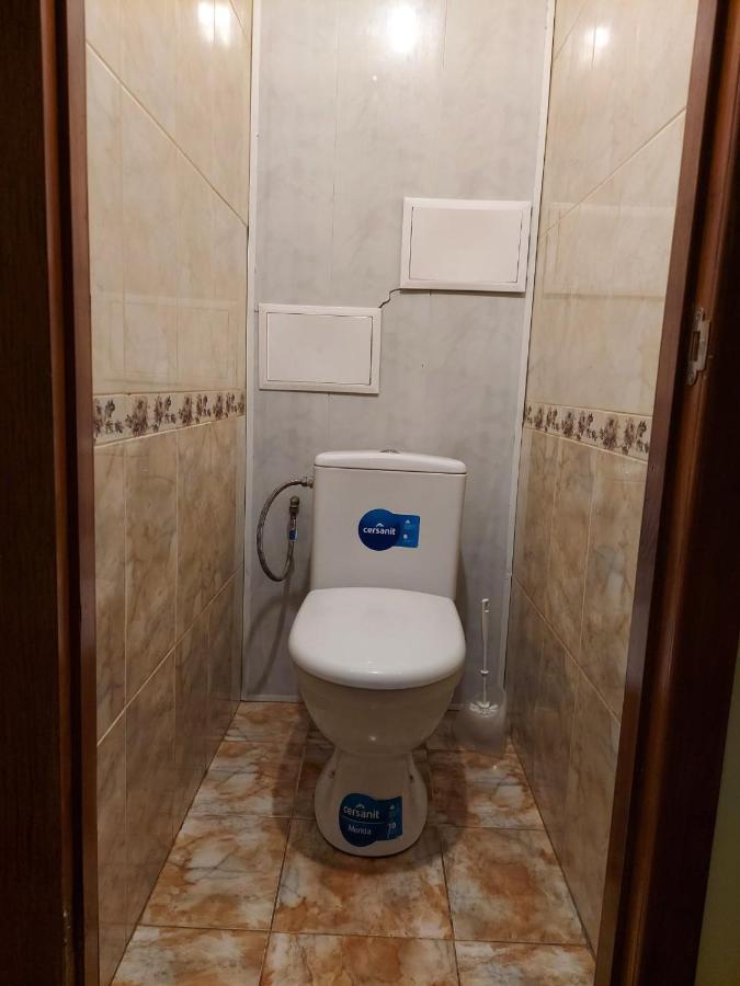 Apartment Sports Palace Просторная Квартира Рядом Дворец Спорта 哈尔科夫 外观 照片
